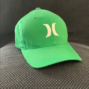 Hurley flex fit hat